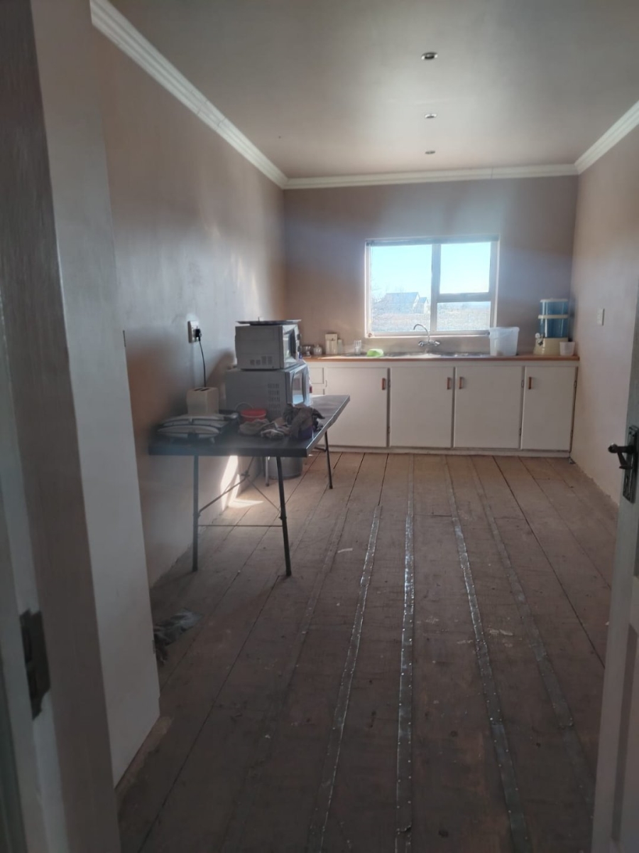  Bedroom Property for Sale in Ladybrand Free State